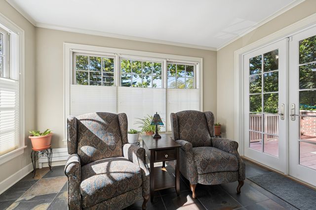 2754 Ridge Avenue, Evanston, IL 60201