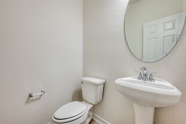 2704 Goldfinch Drive, Denton, TX 76205