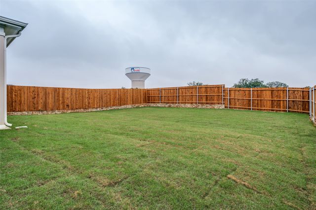 2704 Goldfinch Drive, Denton, TX 76205