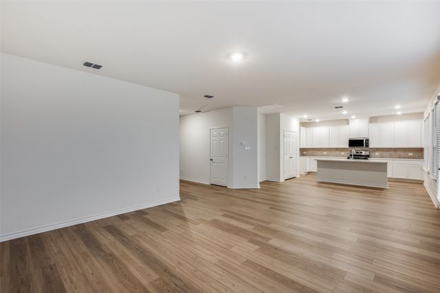 2704 Goldfinch Drive, Denton, TX 76205