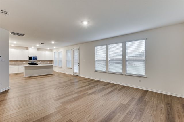 2704 Goldfinch Drive, Denton, TX 76205