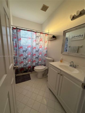 4117 NE 24th Dr, Homestead, FL 33033