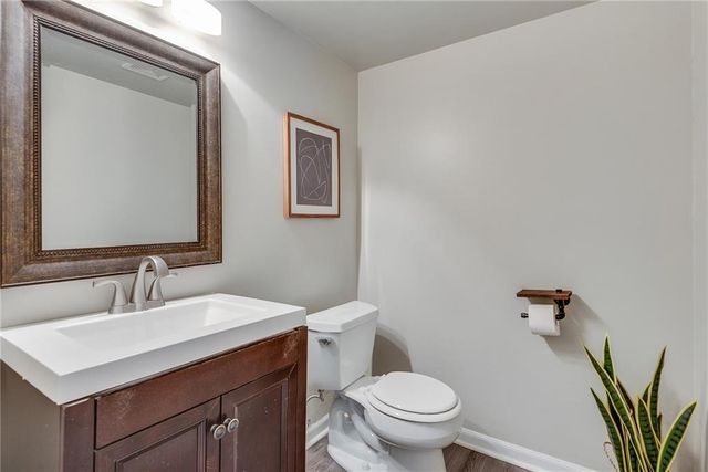 9665 Pine Thicket Way, Roswell, GA 30075