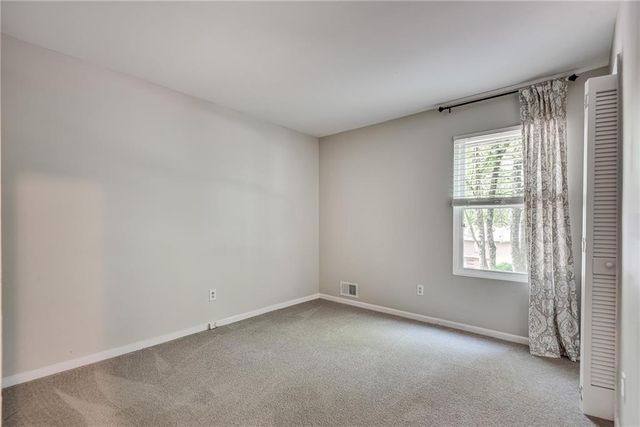 9665 Pine Thicket Way, Roswell, GA 30075