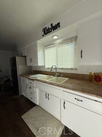 16366 Walnut, Hesperia, CA 92345