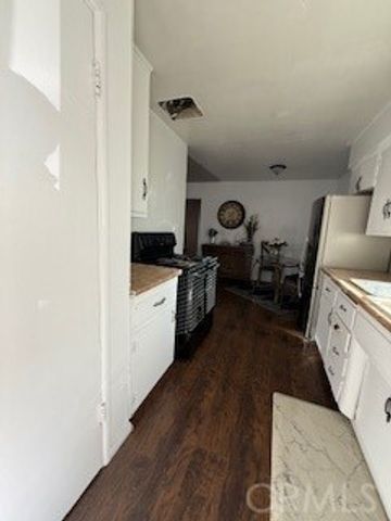 16366 Walnut, Hesperia, CA 92345