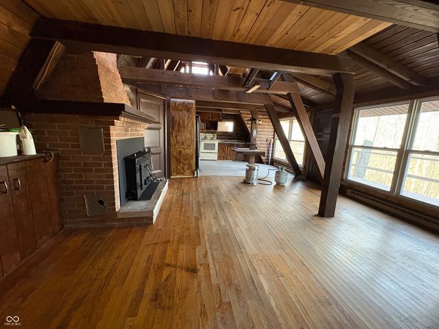 6155 Private Road 1125 N, Poland, IN 47868