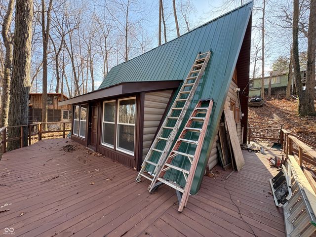 6155 Private Road 1125 N, Poland, IN 47868