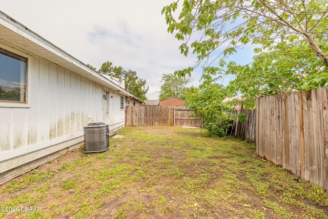 632 Lpga Blvd # B, Holly Hill, FL 32117