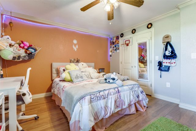 1590 Farm Road 2352, Sumner, TX 75486