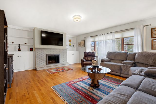 1517 Royal Oak Avenue, Portage City, MI 49024