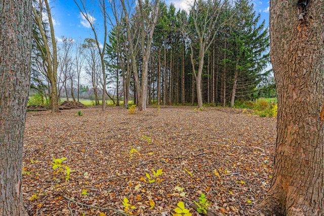 W288S250 Elmhurst ROAD, Waukesha, WI 53188
