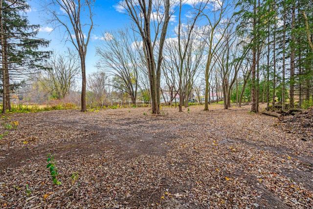 W288S250 Elmhurst ROAD, Waukesha, WI 53188