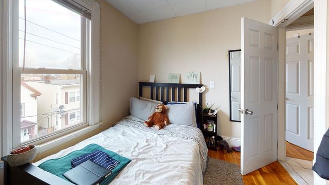 27 Falcon 3, Boston, MA 02128