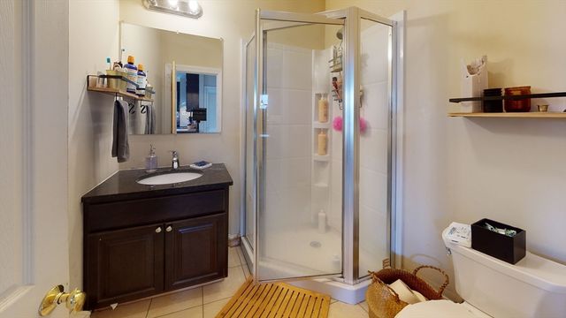 27 Falcon 3, Boston, MA 02128