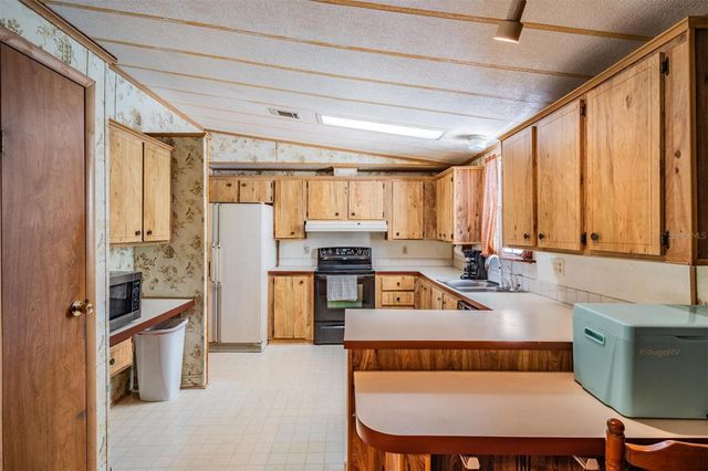 6606 GATOR RANCH STREET, Plant City, FL 33565