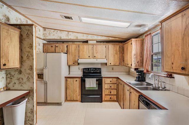 6606 GATOR RANCH STREET, Plant City, FL 33565