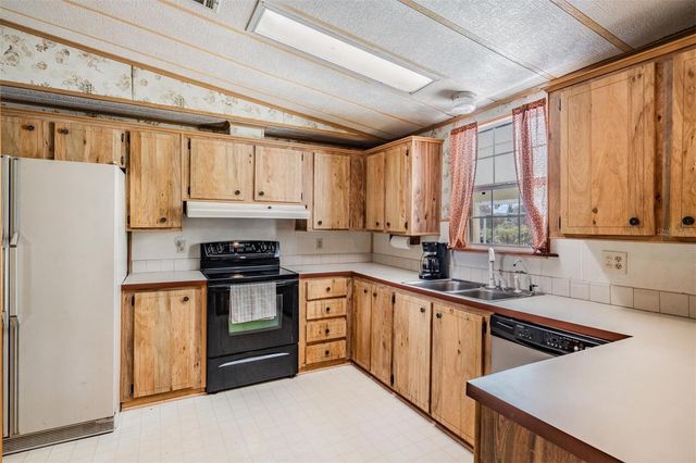 6606 GATOR RANCH STREET, Plant City, FL 33565