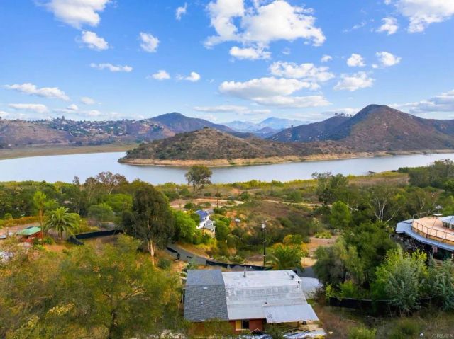 9703 Upas, Escondido, CA 92029