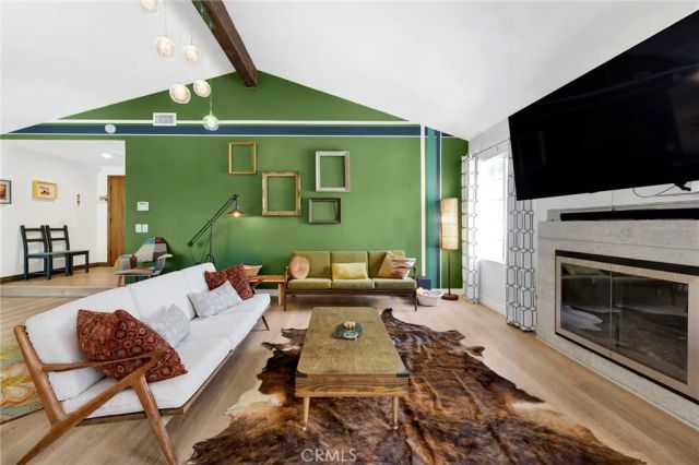 8012 Comanche, Winnetka, CA 91306