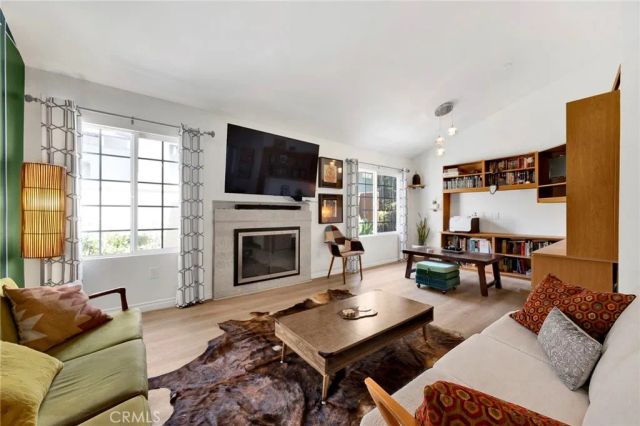 8012 Comanche, Winnetka, CA 91306