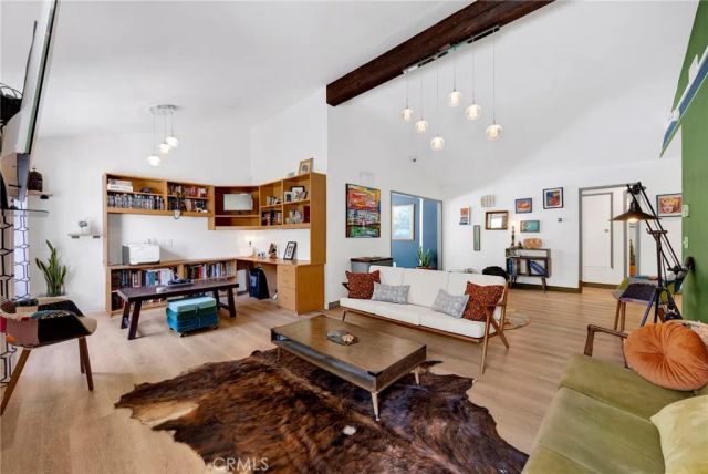 8012 Comanche, Winnetka, CA 91306