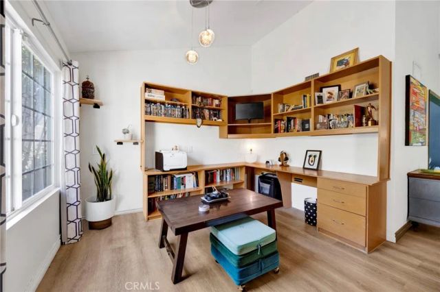 8012 Comanche, Winnetka, CA 91306