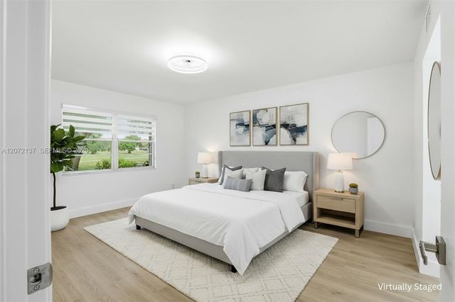 300 SW 130th Terrace 110B, Pembroke Pines, FL 33027