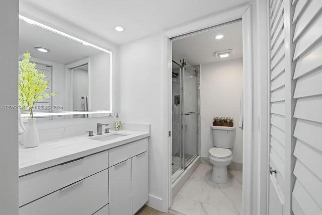 300 SW 130th Terrace 110B, Pembroke Pines, FL 33027