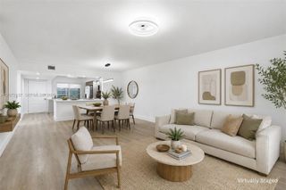300 SW 130th Terrace 110B, Pembroke Pines, FL 33027