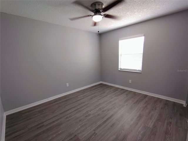 9435 LYNN LANE B, Seminole, FL 33777