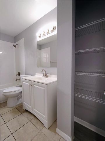 9435 LYNN LANE B, Seminole, FL 33777