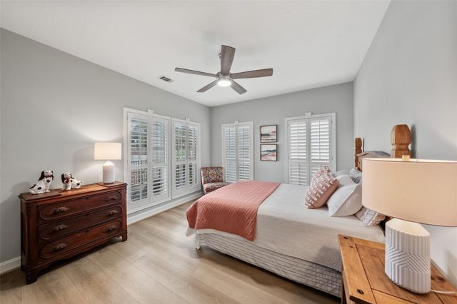 204 April Waters Drive N, Montgomery, TX 77356