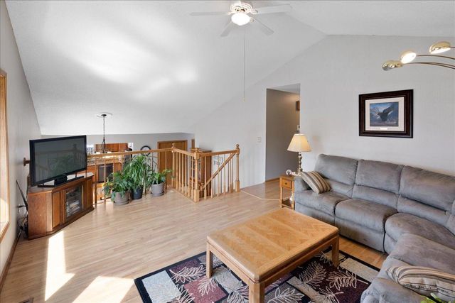 3807 Riverton Avenue, Eagan, MN 55122