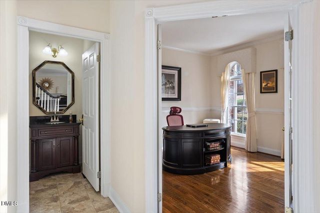 114 Large Oaks Drive, Cary, NC 27518