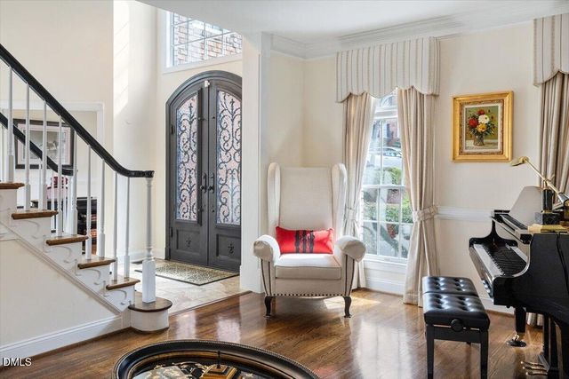 114 Large Oaks Drive, Cary, NC 27518