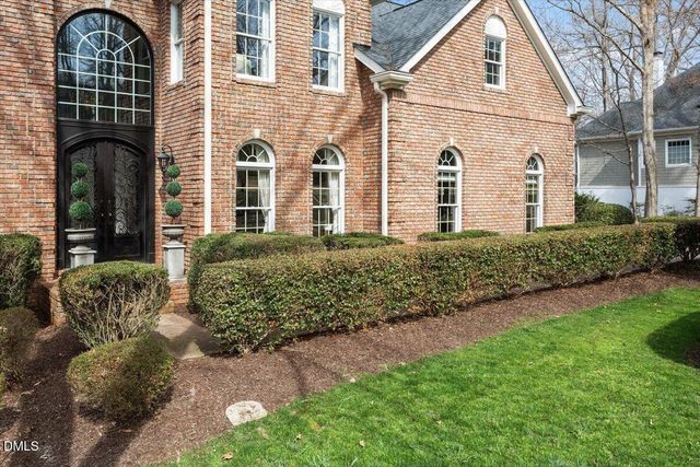 114 Large Oaks Drive, Cary, NC 27518