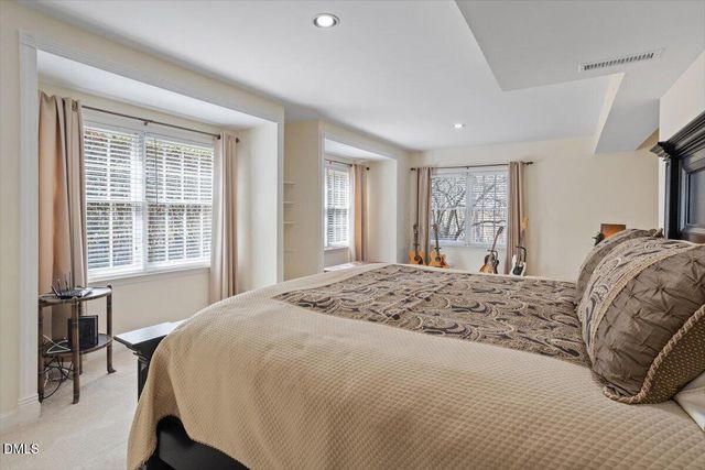 114 Large Oaks Drive, Cary, NC 27518