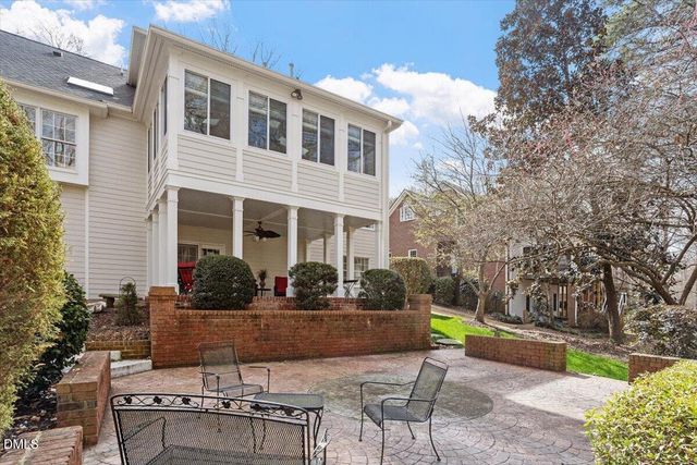 114 Large Oaks Drive, Cary, NC 27518