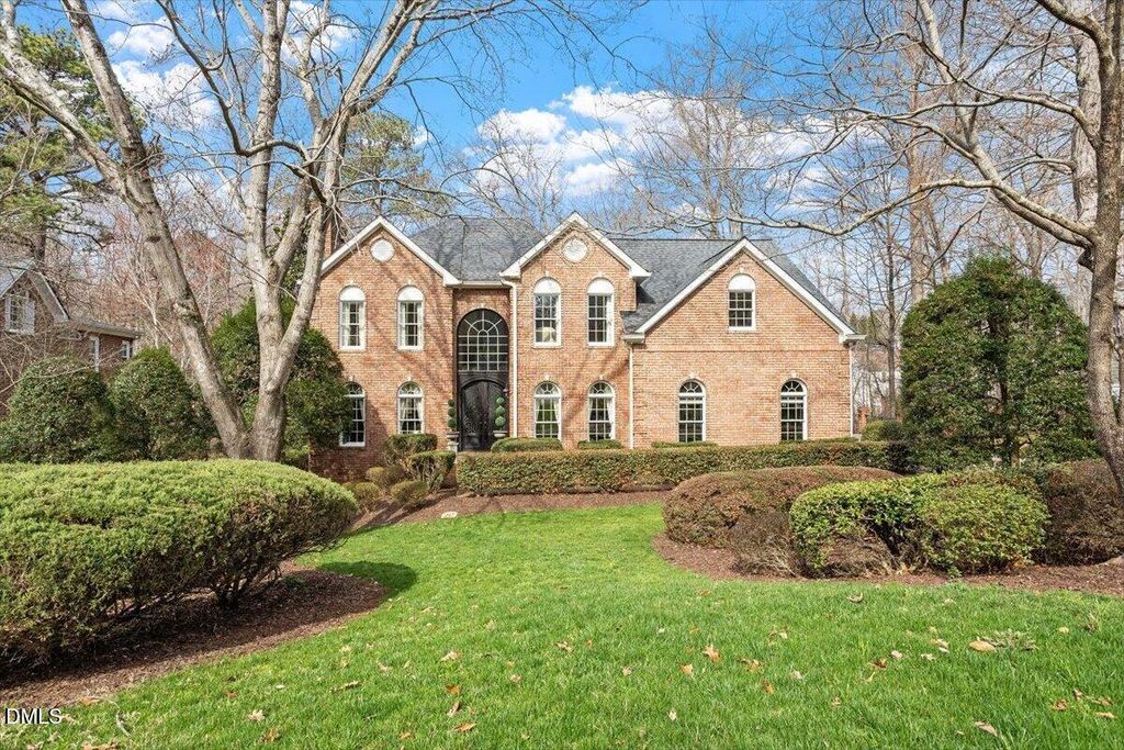 114 Large Oaks Drive, Cary, NC 27518