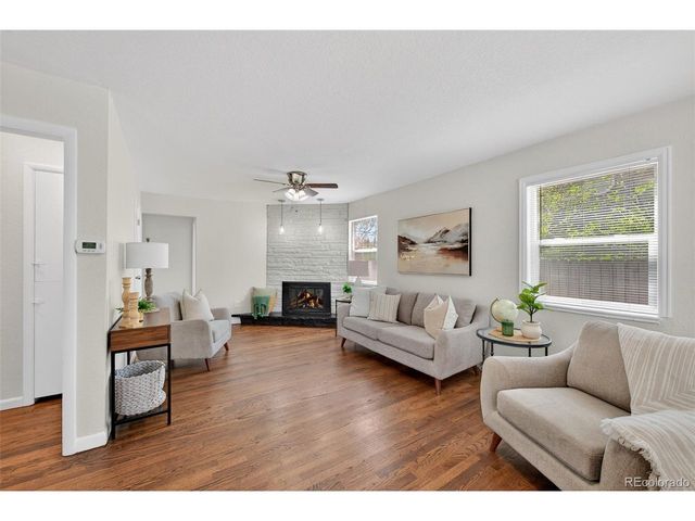 920 Moline St, Aurora, CO 80010