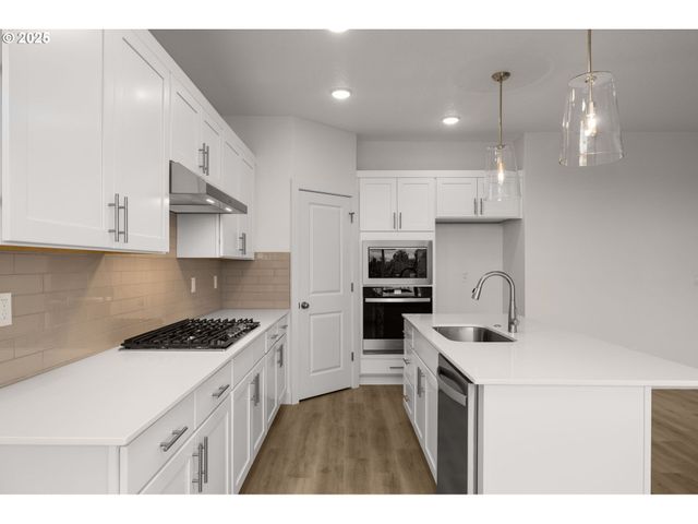 18975 Sw Northridge Ct, Beaverton, OR 97007