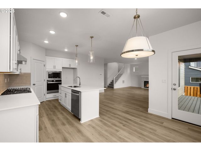 18975 Sw Northridge Ct, Beaverton, OR 97007