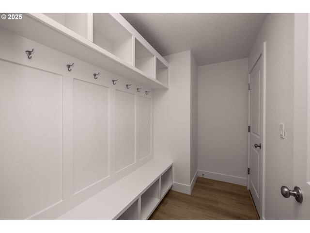 18975 Sw Northridge Ct, Beaverton, OR 97007