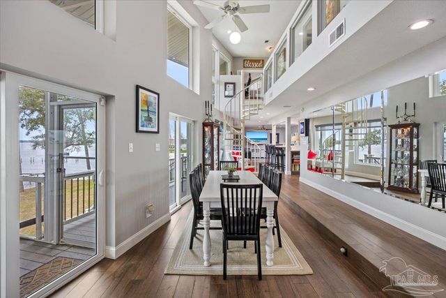 4528 Bayside Dr, Milton, FL 32583