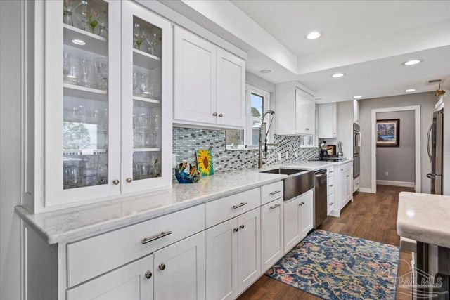 4528 Bayside Dr, Milton, FL 32583