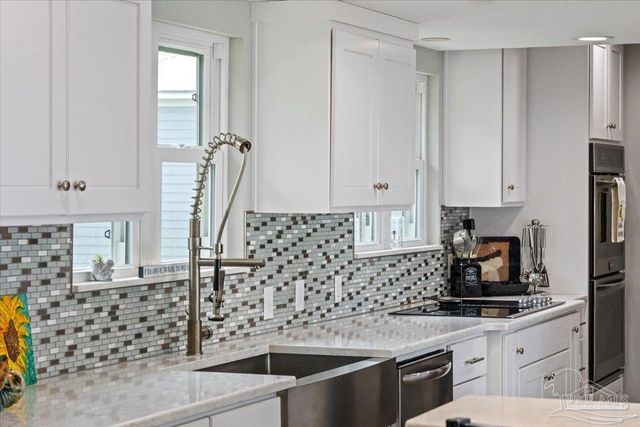 4528 Bayside Dr, Milton, FL 32583