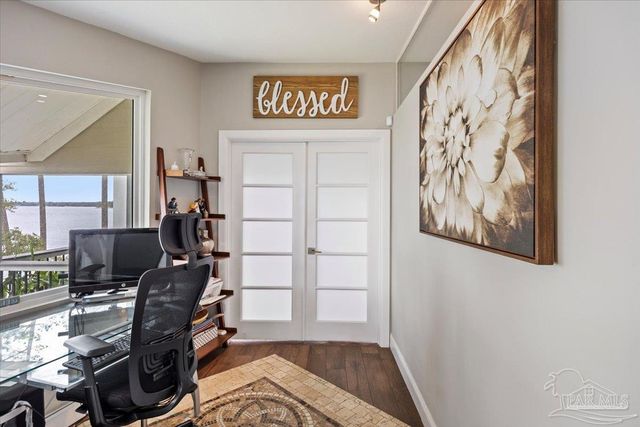 4528 Bayside Dr, Milton, FL 32583