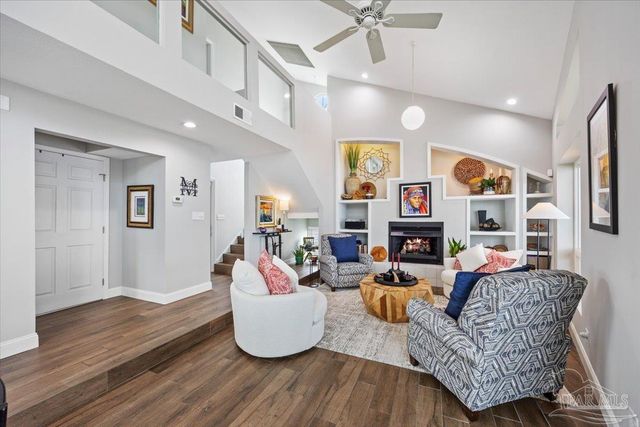 4528 Bayside Dr, Milton, FL 32583