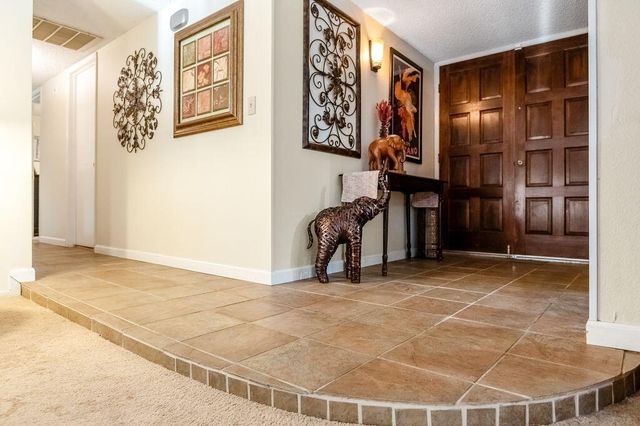 3015 S Jacob Street, Visalia, CA 93277